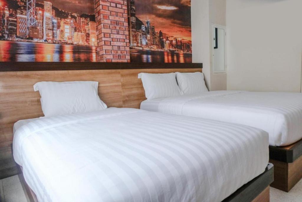 Noura Guest House Syariah Μαλάνγκ Εξωτερικό φωτογραφία
